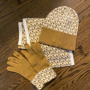 Michael Kors hat, scarf, gloves matching set BRAND NEW